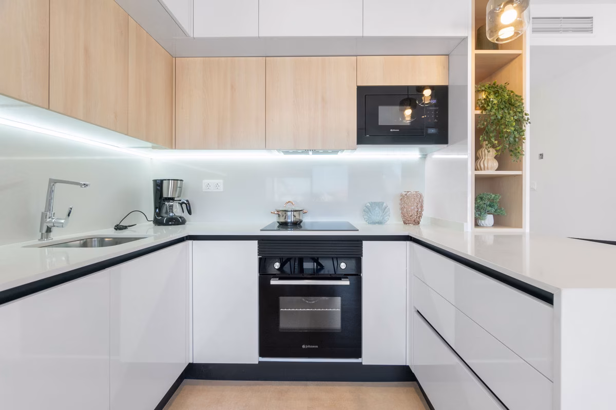 Residencial Onaru у розовой лагуны Торревьехи