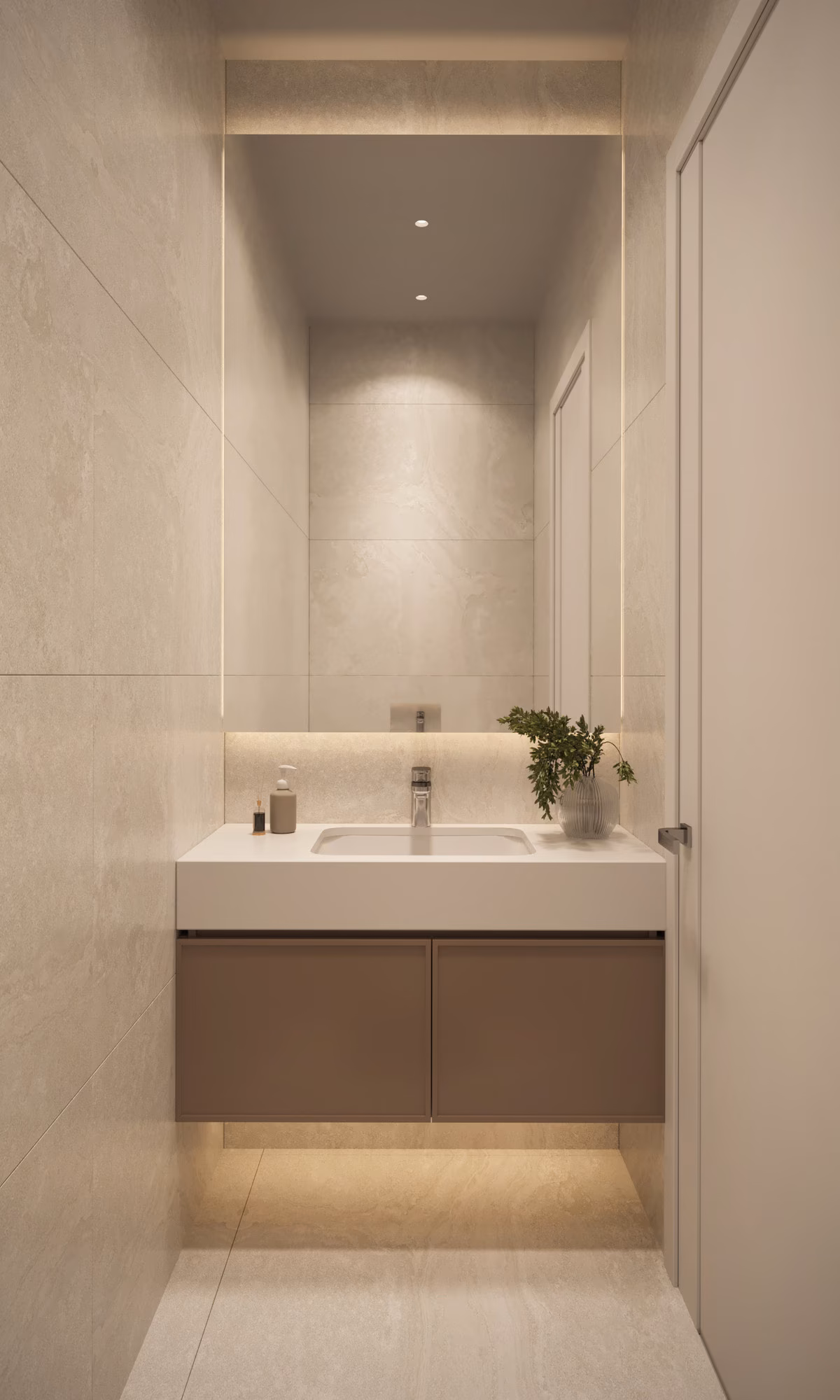 Royal Park Residence с подъезда