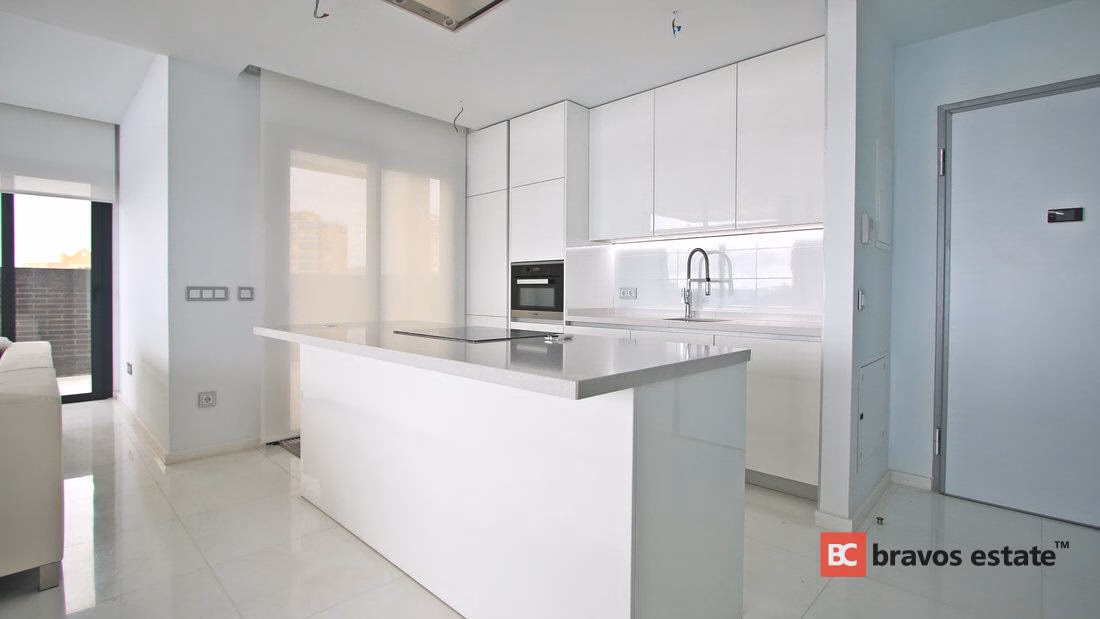 Апартаменты у моря, 2 спальни в Бенидорме · 357 m² - 4