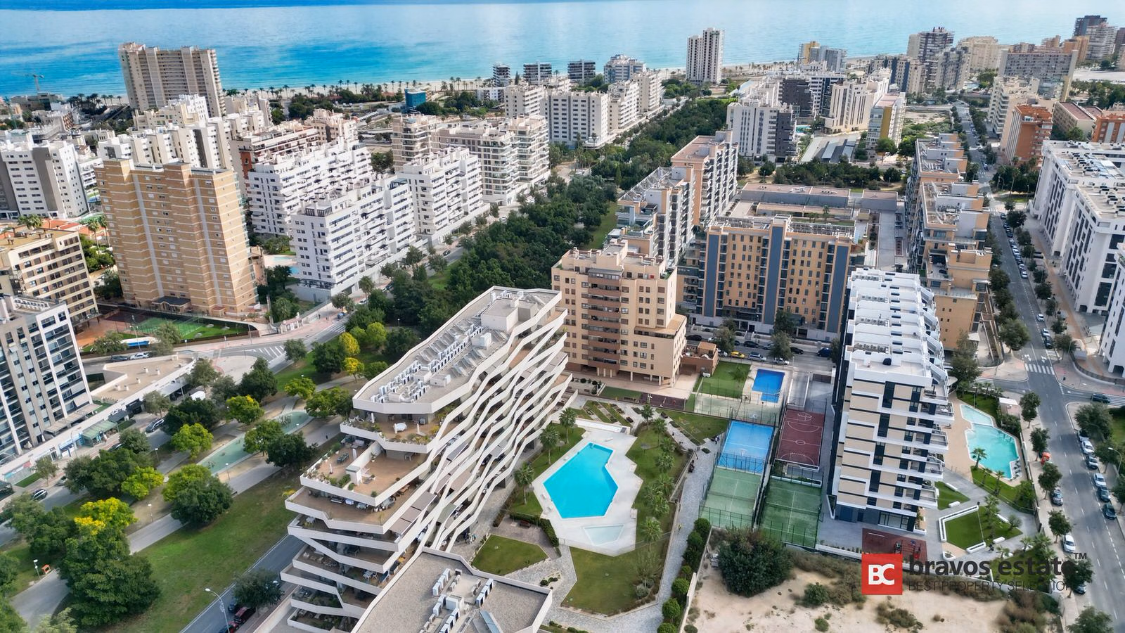 Апартаменты рядом с морем, 4 спальни в Плайя-де-Сан-Хуан · 146 m² - 4
