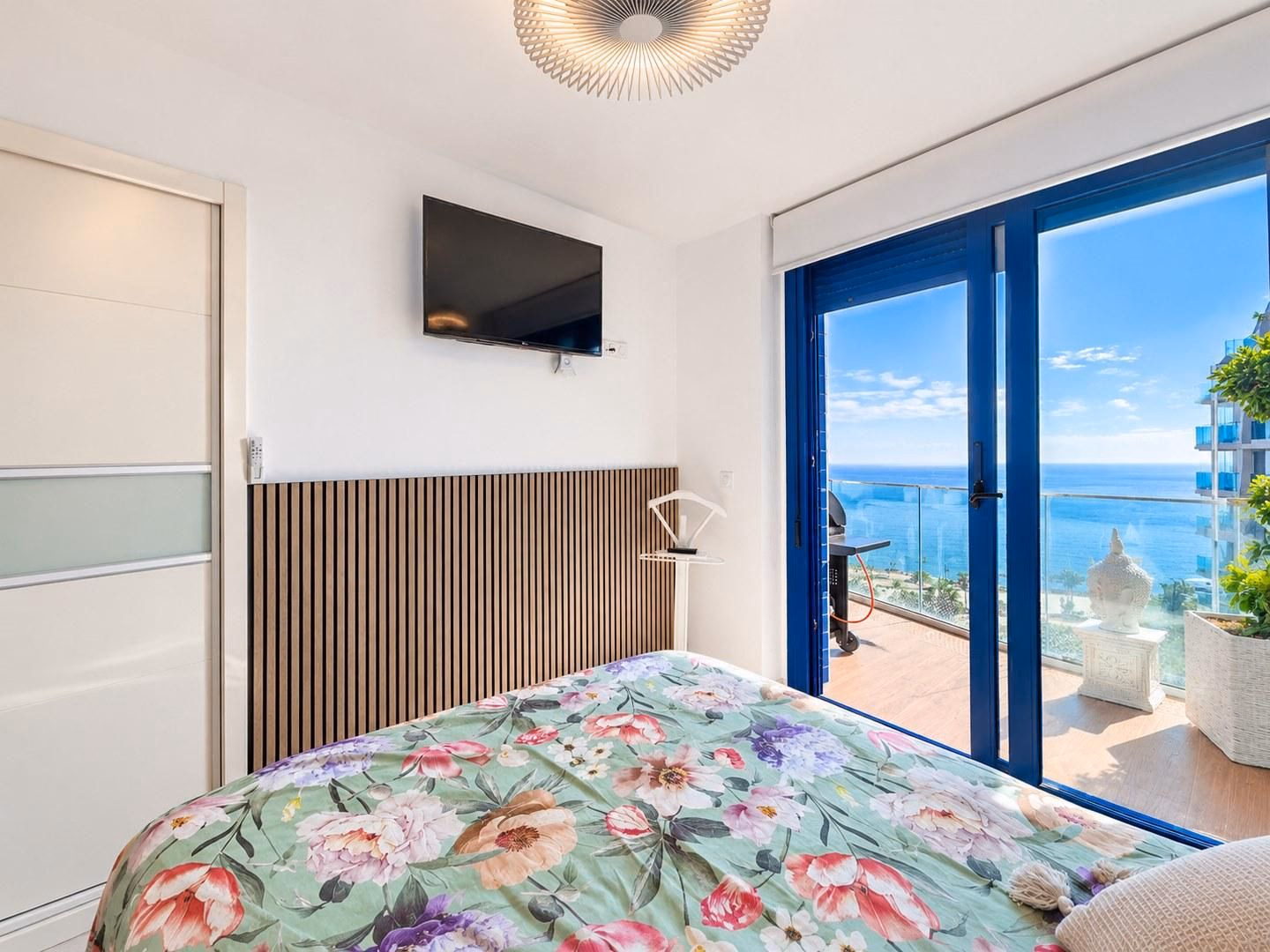 Sea Senses, Punta Prima — квартира с 2 спальнями на 7 этаже, первая линия моря - 24