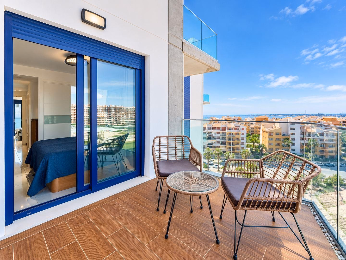 Sea Senses, Punta Prima — квартира с 2 спальнями на 7 этаже, первая линия моря - 25