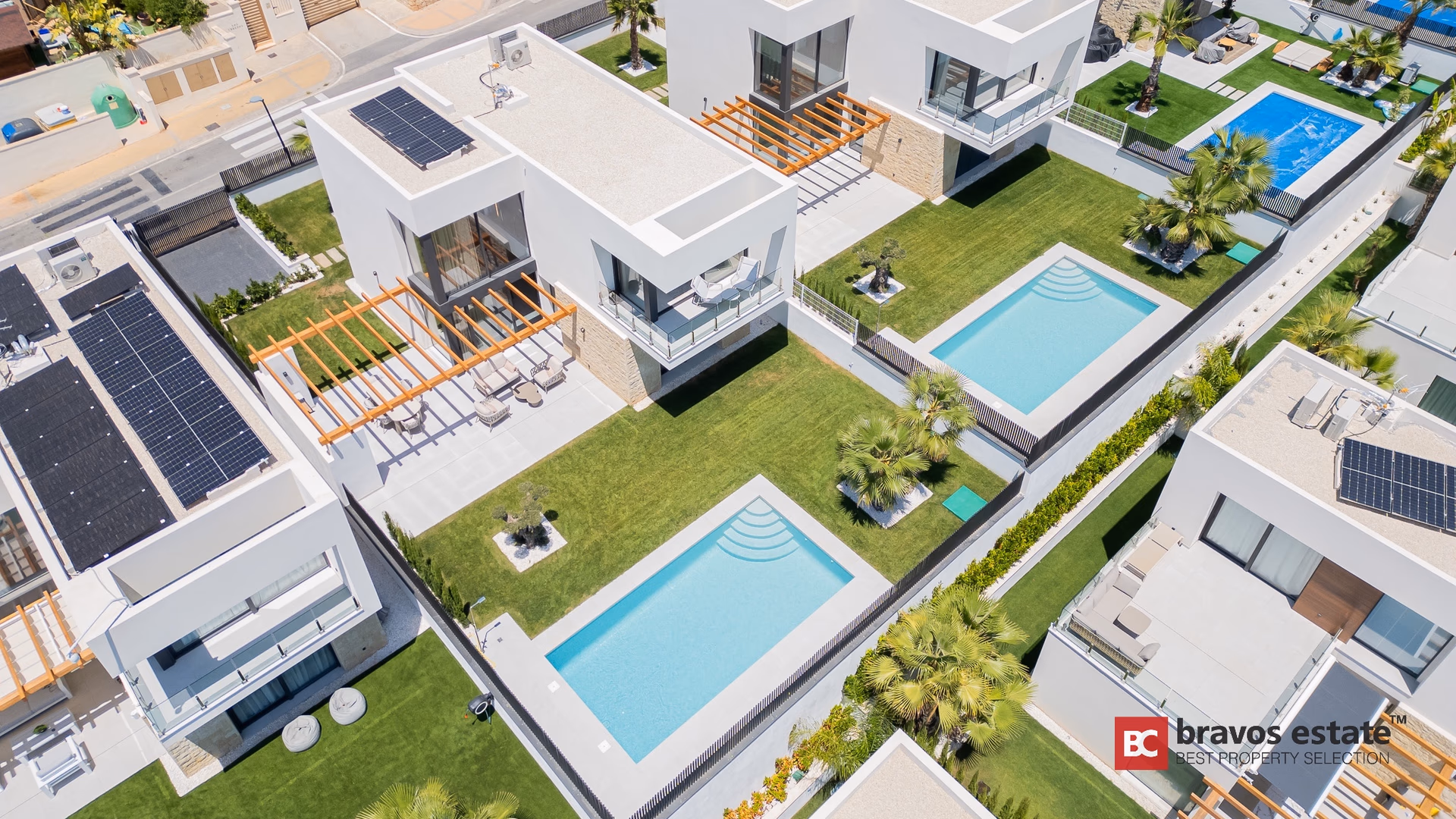 Вилла Sea View с бассейном в Sierra Cortina — вид с высоты птичьего полёта