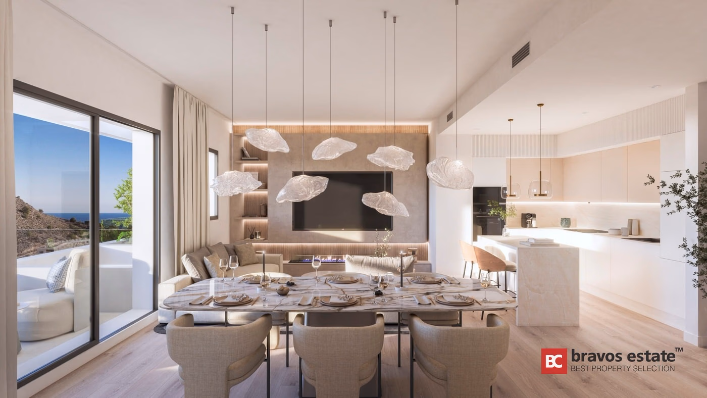 Светлая гостиная-столовая с открытой планировкой в апартаментах Alonis Living