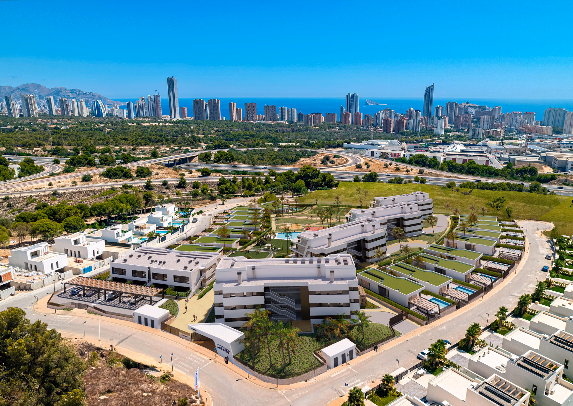 Аэровизуализация: корпуса и виллы Sierra Cortina Residences на фоне Бенидорма
