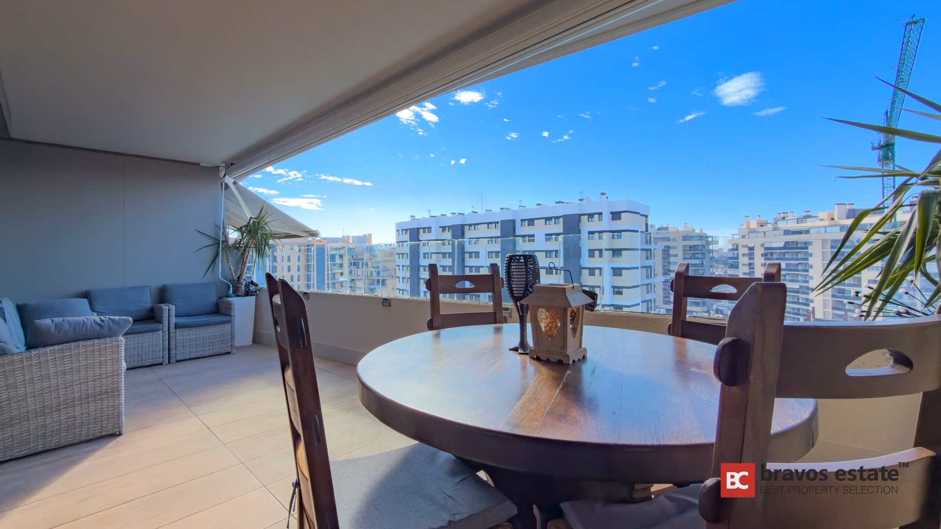 Modern 7th-Floor Apartment in PAU 5, Playa San Juan - 14