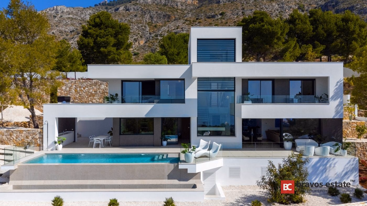 Двухэтажная вилла с видом на море в Altea Hills - 3