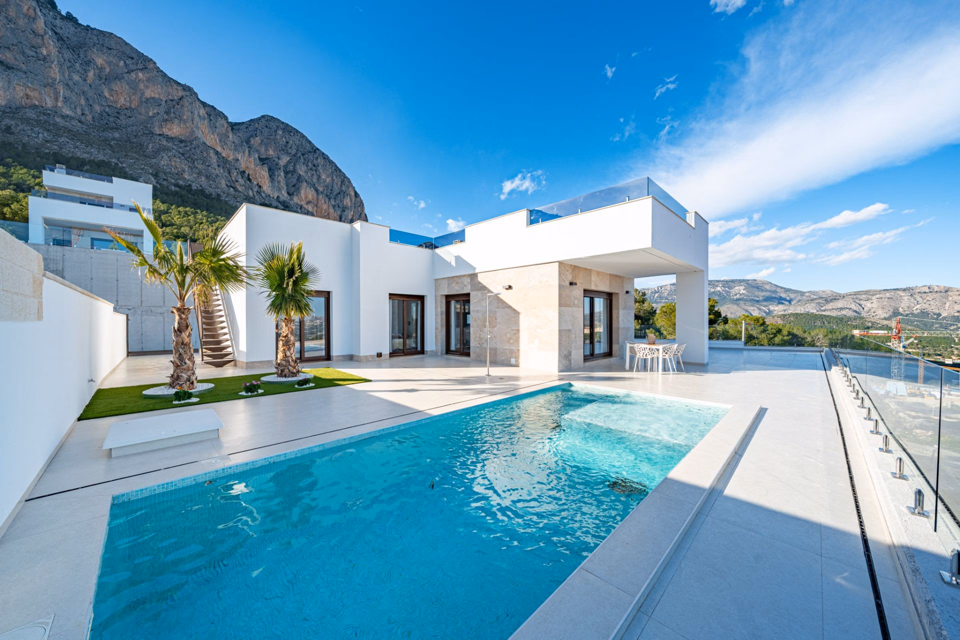 Villa Marina Baja — новостройка с видом на море в Polop 1
