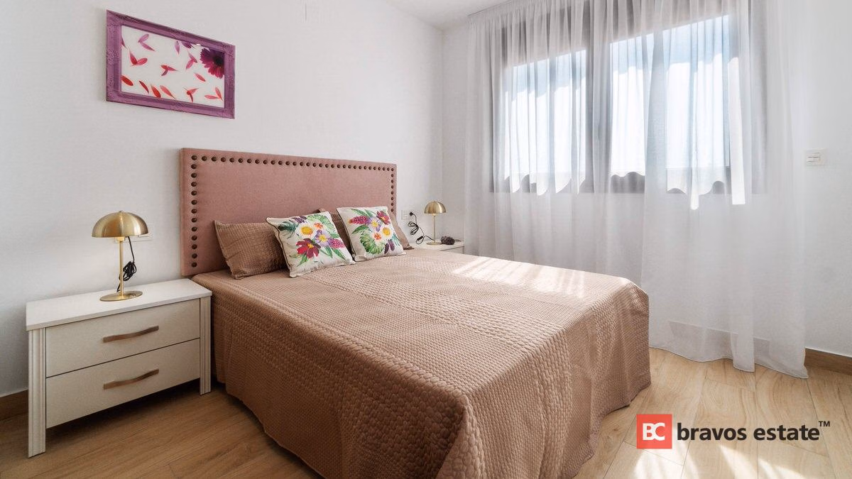 Новое бунгало, 2 спальни в Торревьехе · 131 m² - 3