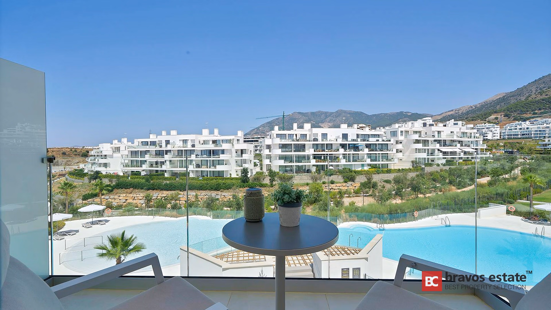 Modern 2-Bedroom Apartment in Marbella 1