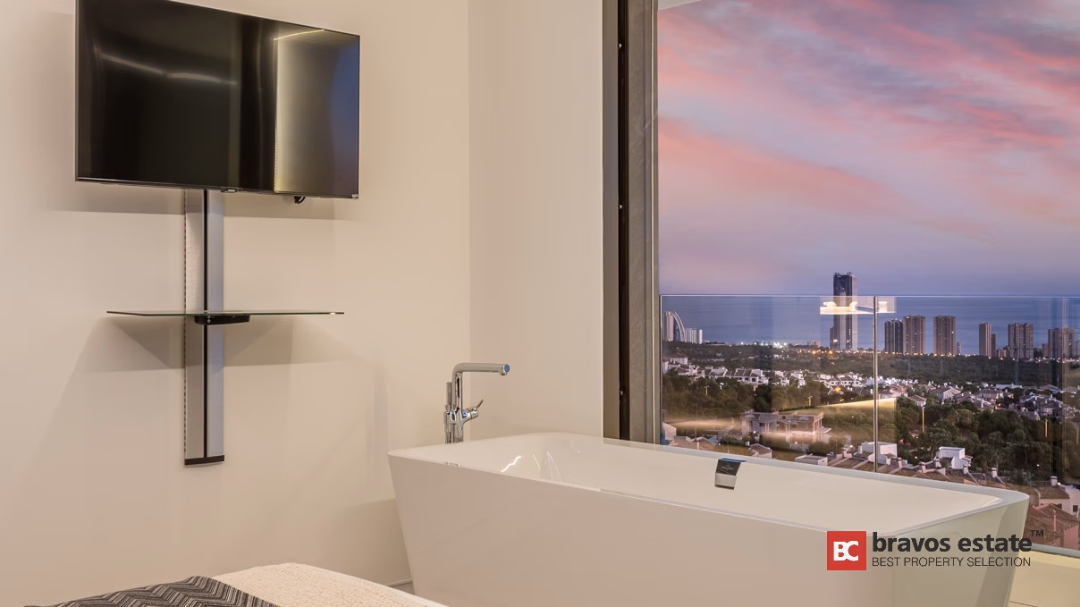 Вилла с 5 спальнями в Sierra Cortina, Финестрат, 650 м² - 27