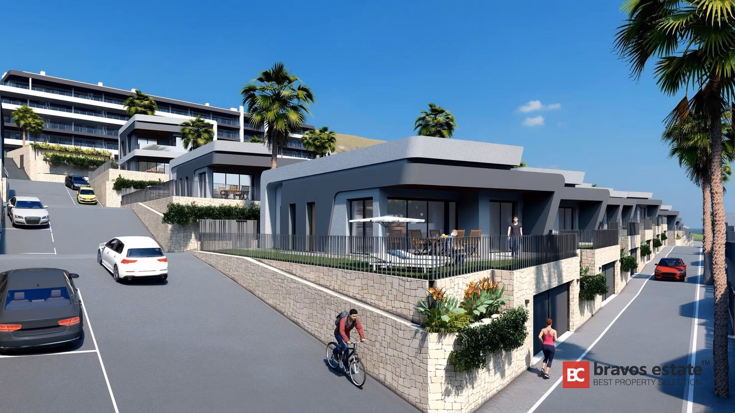 CGI-рендер Bonalba Green Villas: ряд современных одноэтажных вилл с плоскими крышами, террасами и каменными клумбами вдоль курортной дороги на фоне отеля Bonalba Golf Resort.